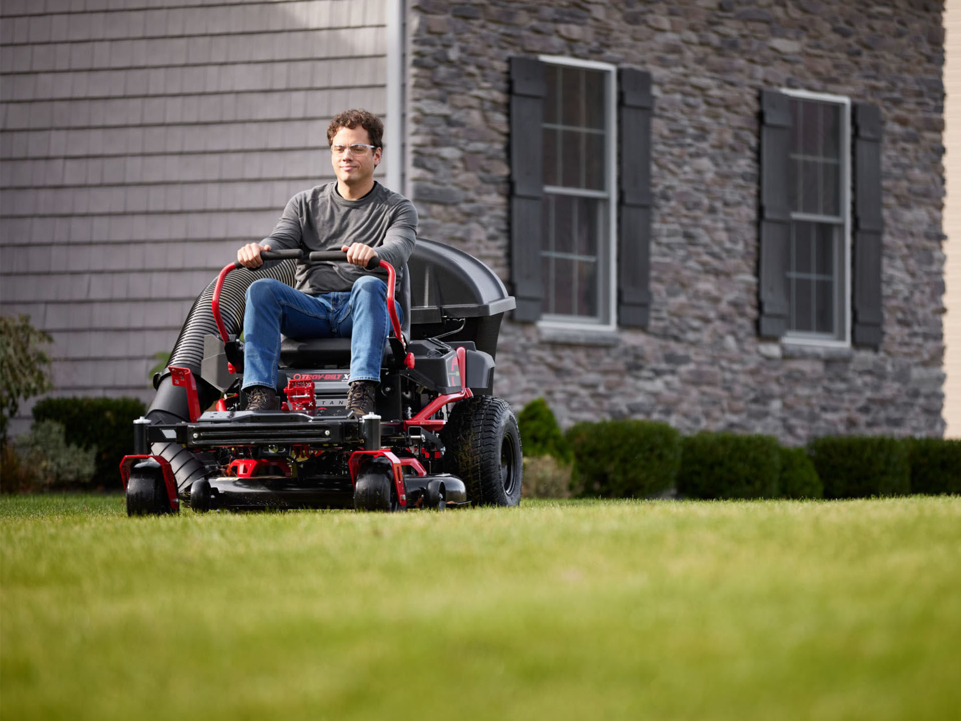 2024 TROY-Bilt Mustang Z42E XP 42 in. Lithium Ion 56V in Millerstown, Pennsylvania - Photo 20